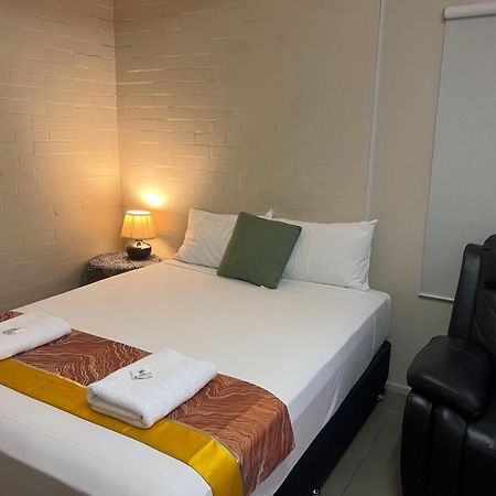 Kalua Motel バンダバーグ エクステリア 写真