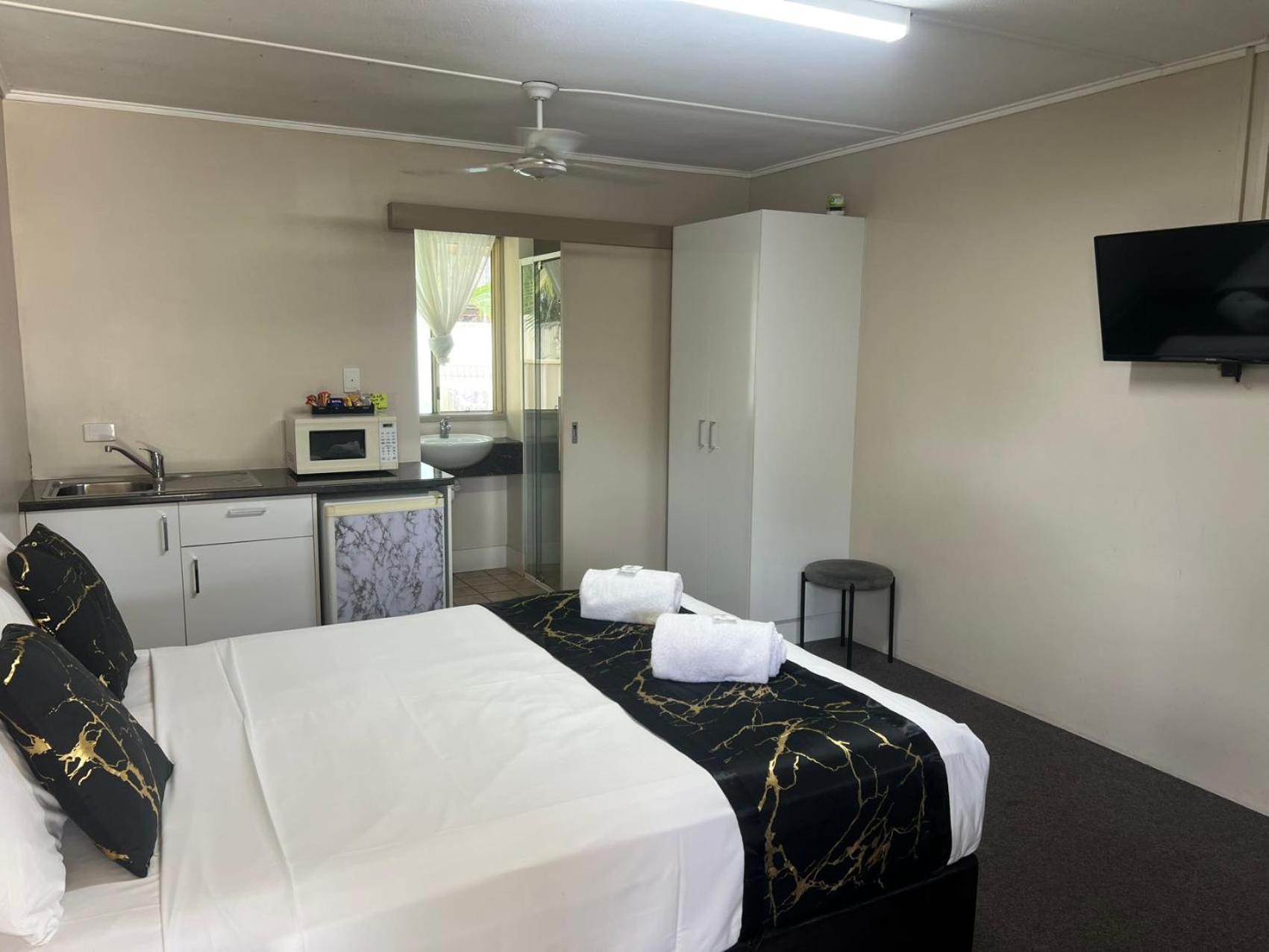 Kalua Motel バンダバーグ エクステリア 写真