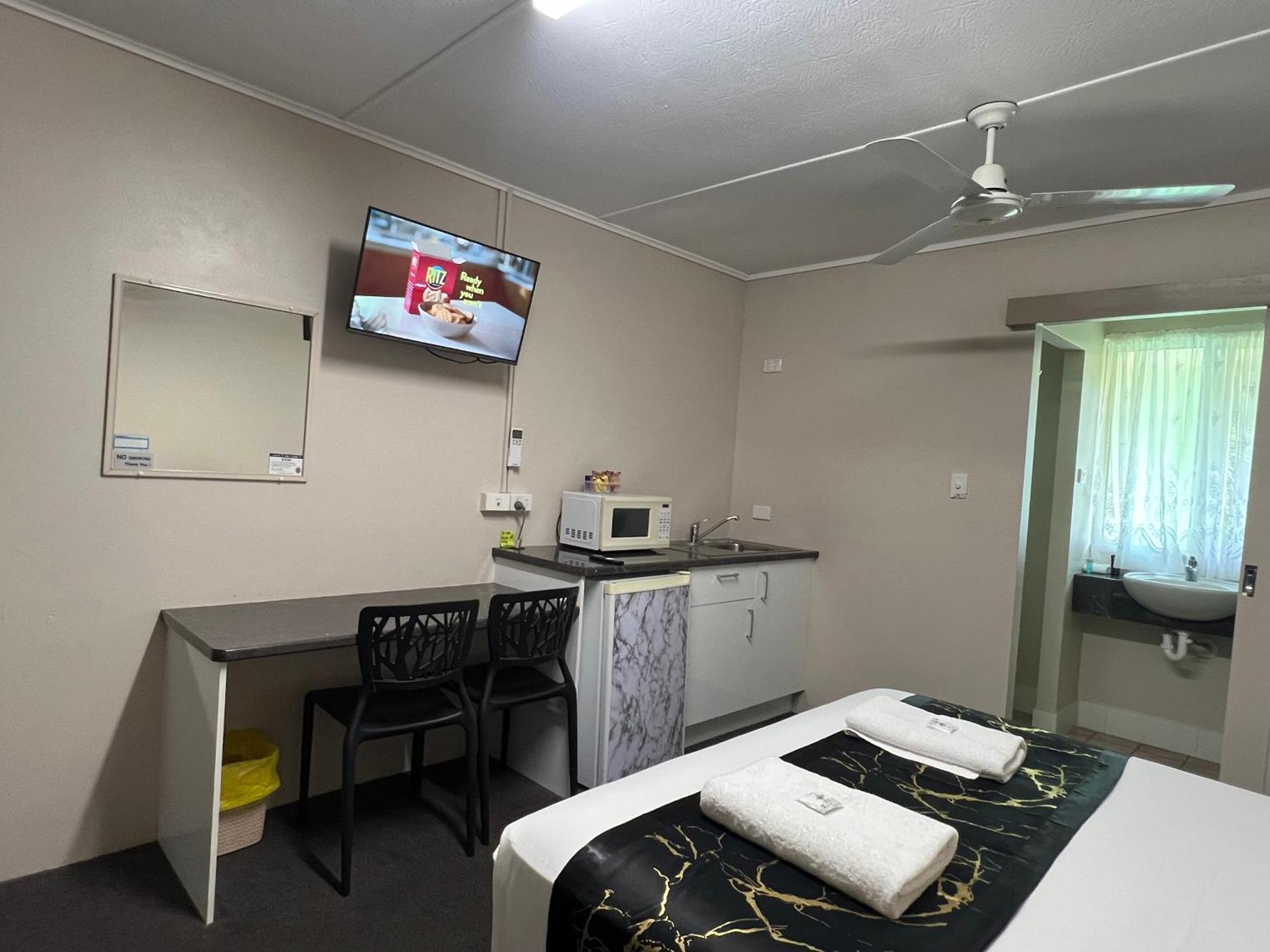 Kalua Motel バンダバーグ エクステリア 写真